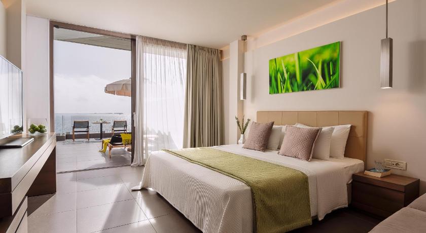 Image of Bungalow Sea Front 4
