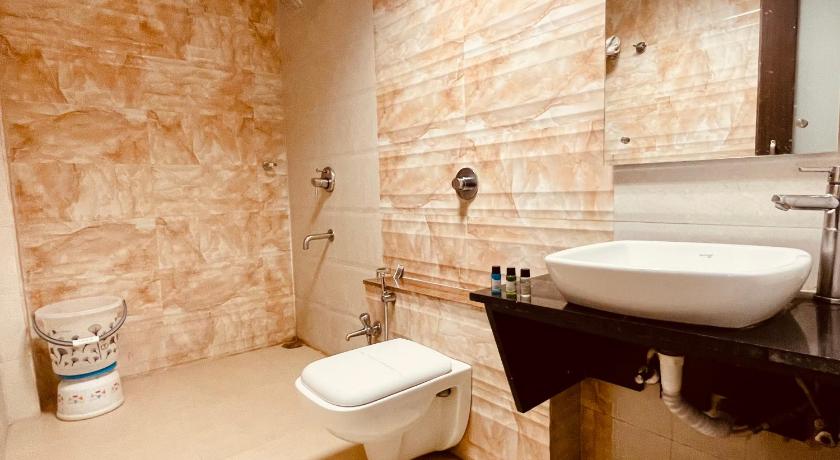 BR Resort & Club - image 28