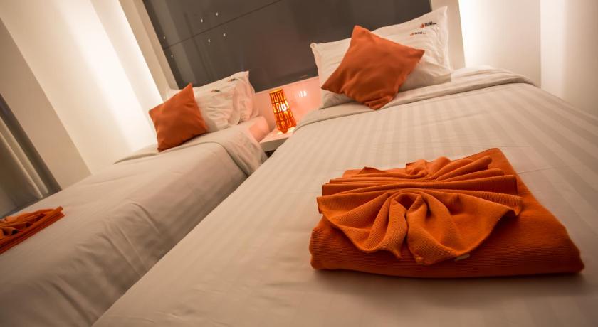Image of Superior Twin bed 12