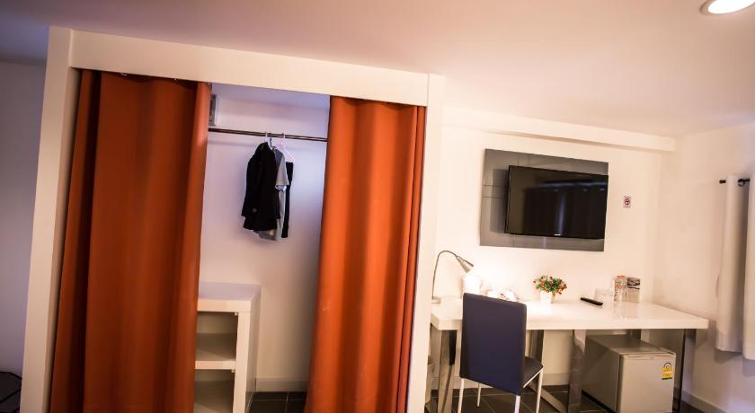 Image of Deluxe Double Bed 10