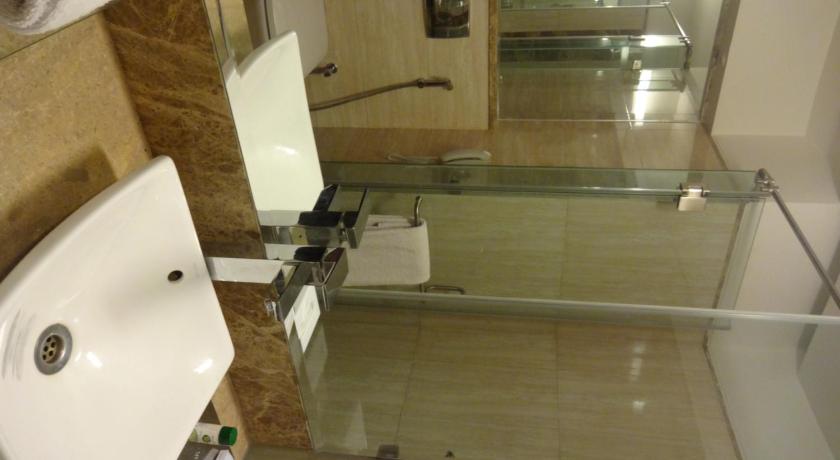Image of Fortune Club Room 7