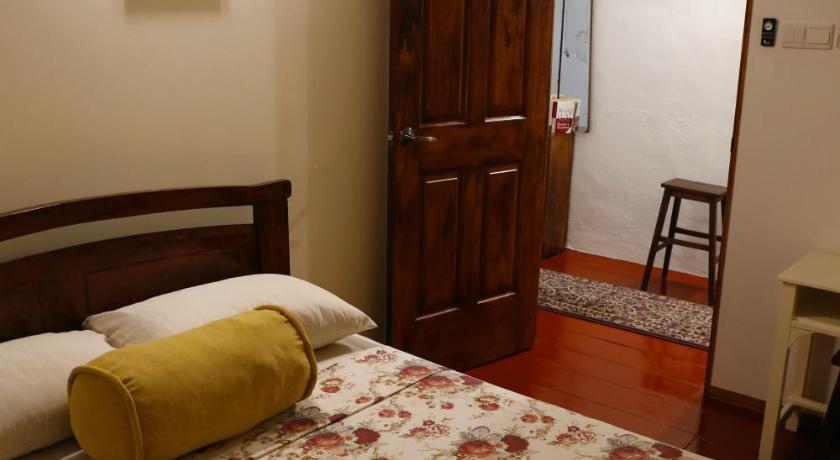 Image of Double Room with Shared Bathroom 1