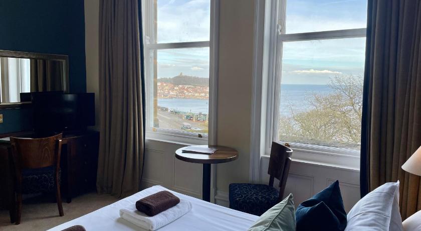 Image of Second Floor Sea View Double 5