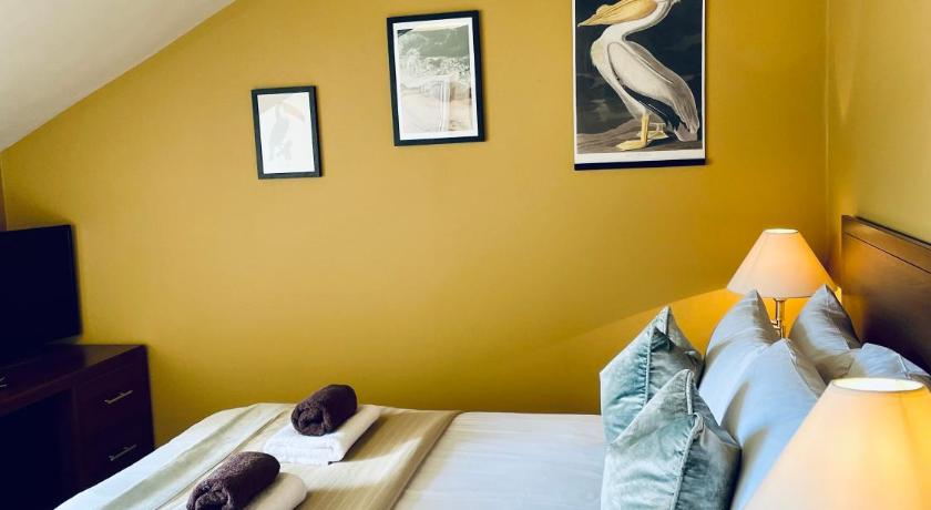 Image of Cozy Attic Double 7