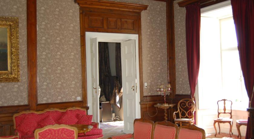 Gastehaus Schloss Aschach photo