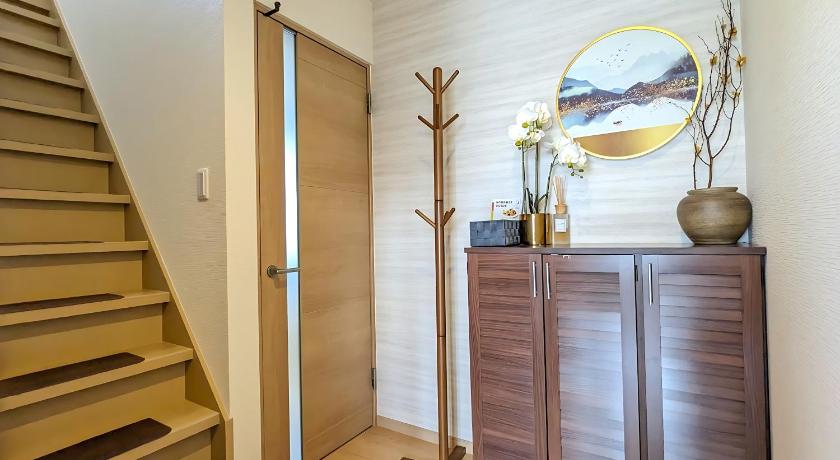 大阪 Tsukiyume Kan - House with Parking, 10Mins to USJ, Tennoji, Namba 4星级 单人房 大堂