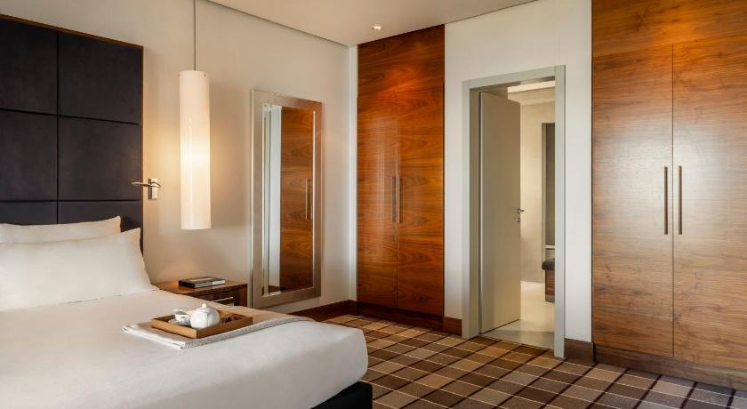 Image of Executive Suite 11