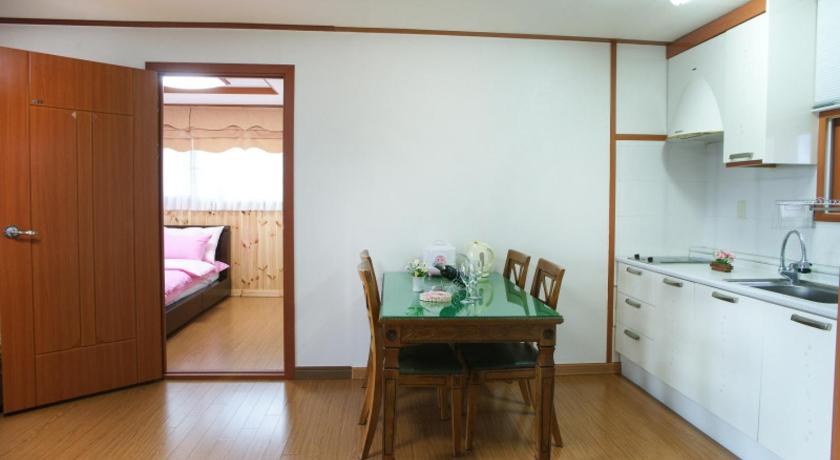 济州 Sanbangsan Hot Spring Pension 3星级 民宿 餐厅