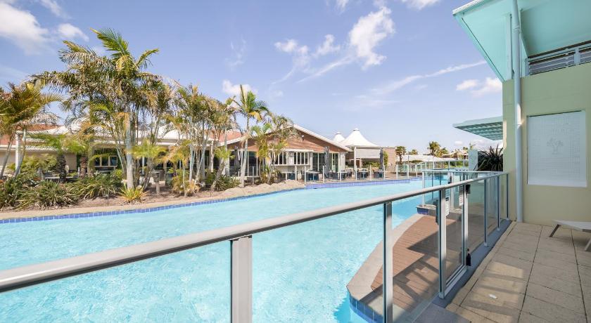 Image of 1-Bedroom Lagoon View Apartment 6