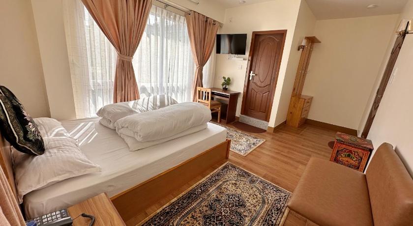 Image of Deluxe Double Room 0