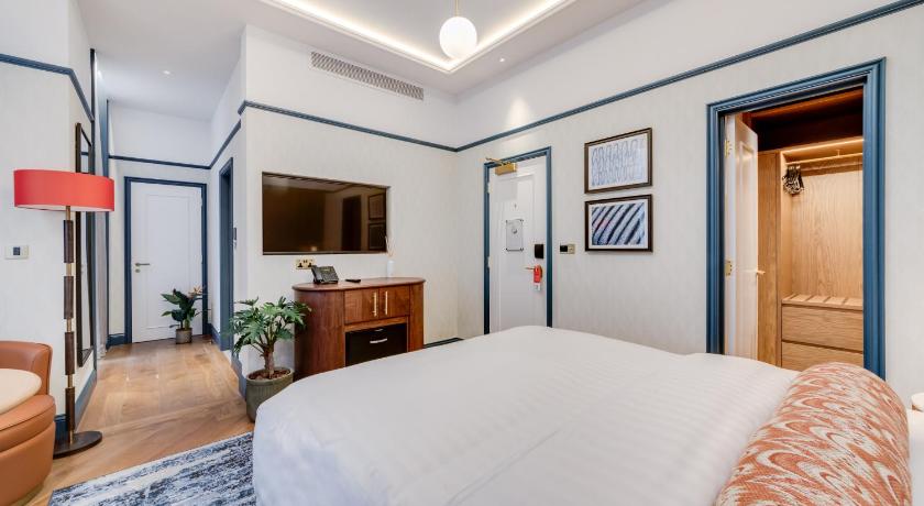 Image of Executive Suite 3