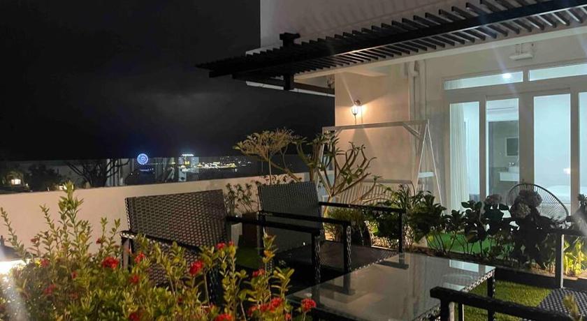 The 46 Ocean Sky Penthouse • Beachfront • Center - image 16