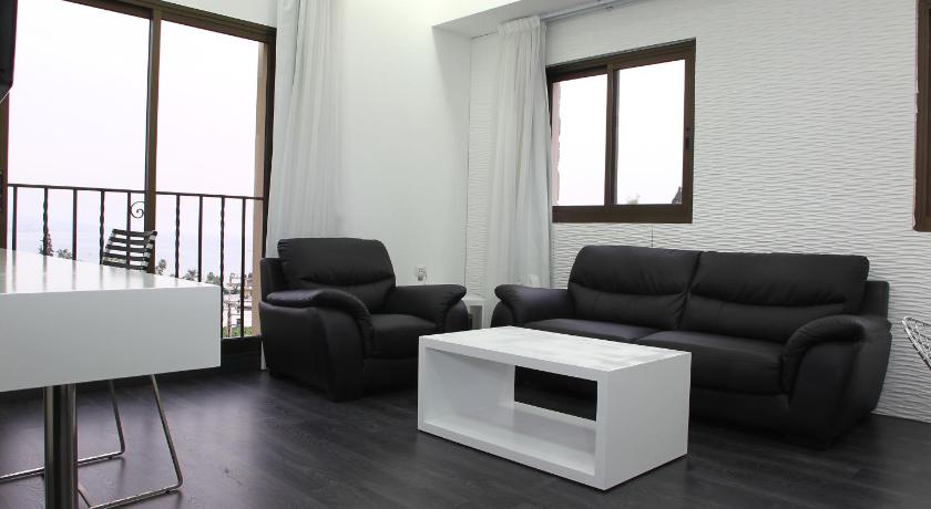 Image of Suite with Sea View 11