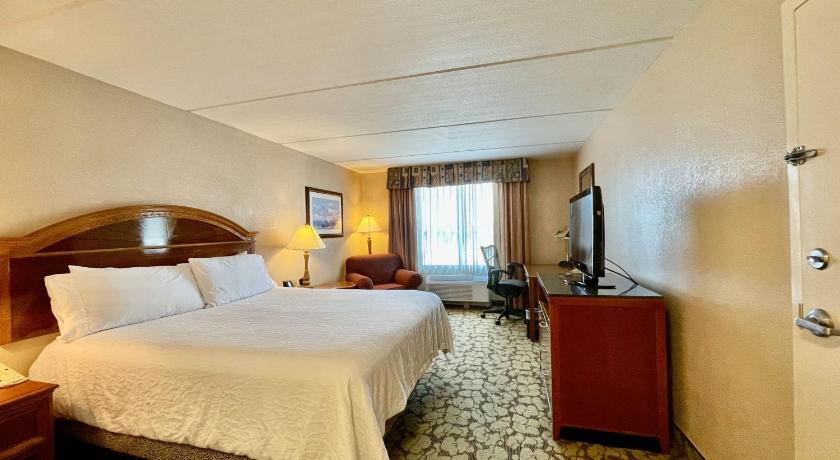 Image of Superior King with Jetted Tub 0