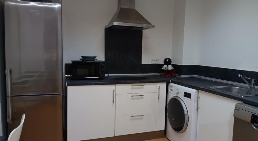 Apartment near Plaza Ayuntamiento in the historic center of Valencia - image 14
