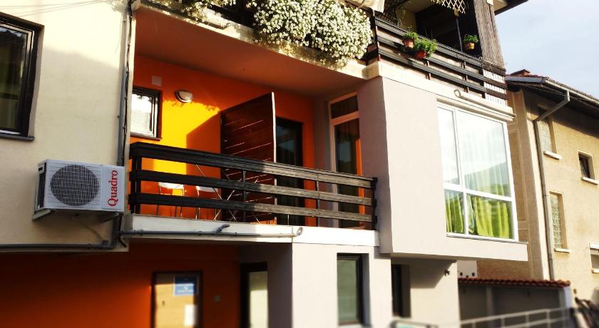 Theatre Apartments photo