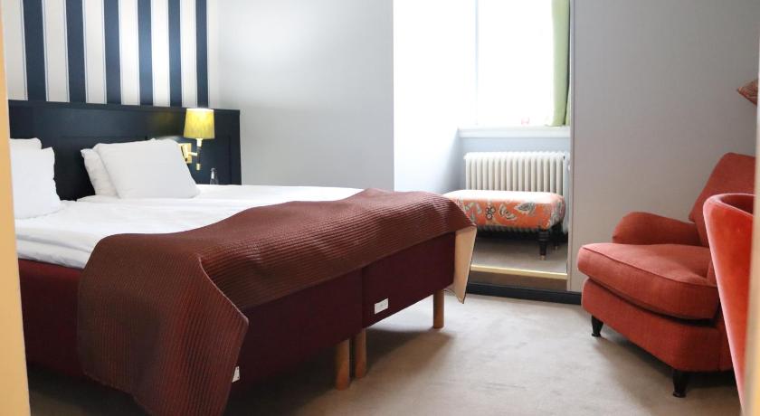 Image of Superior Twin Room 4