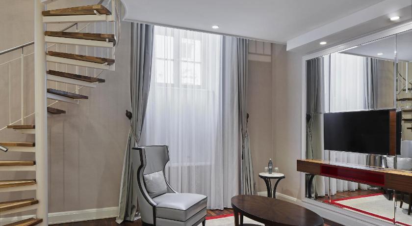 Image of Titanic Suite Gendarmenmarkt 1