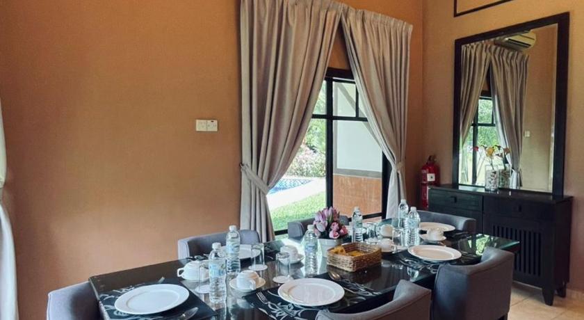 Image of Villa 4 Rooms With Pool 5