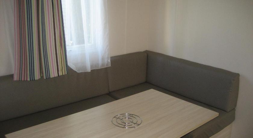 沙托魯 Camping le Rochat Belle Isle 4星级 民宿 餐厅