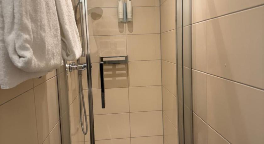 Image of Suite 6