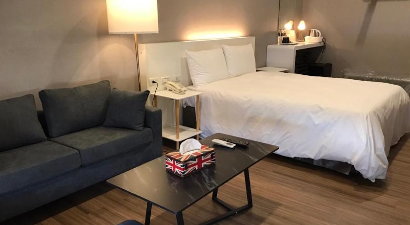 Taipei 藝築文旅-昆明館Artinn Kunming Hotel pool