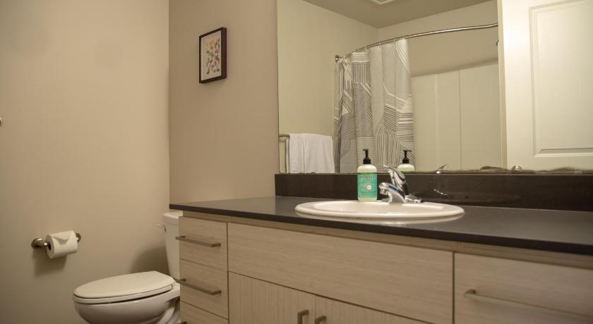 시애틀 (WA) Capitol Hill Modern Studio with Free Parking! 5성급 숙소 수영장