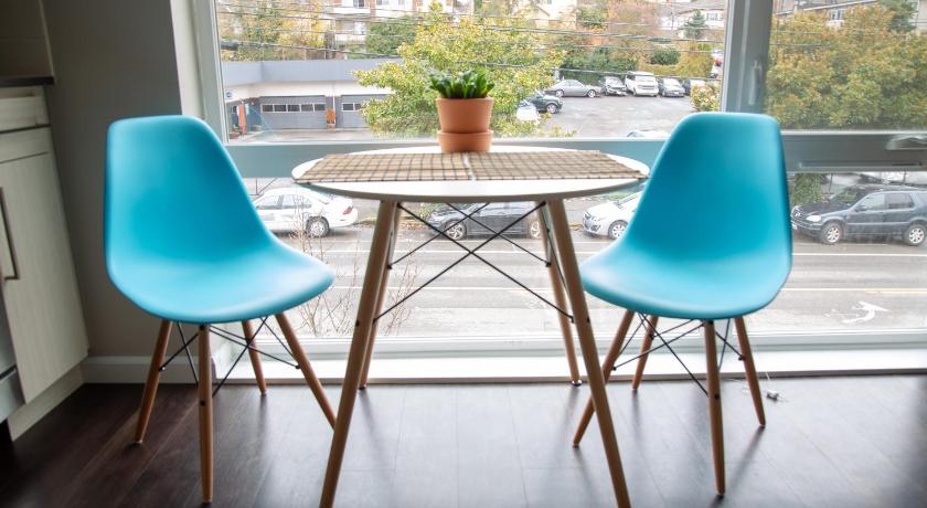 시애틀 (WA) Capitol Hill Modern Studio with Free Parking! 5성급 숙소 레스토랑