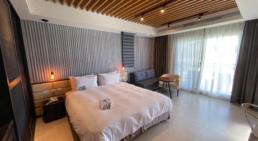 Image of Classic Double Room with Sea View 0