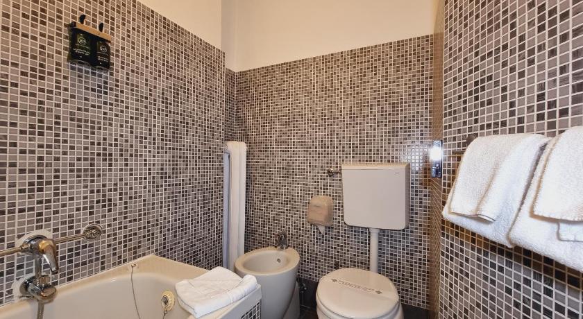 Image of Twin Bedroom 15