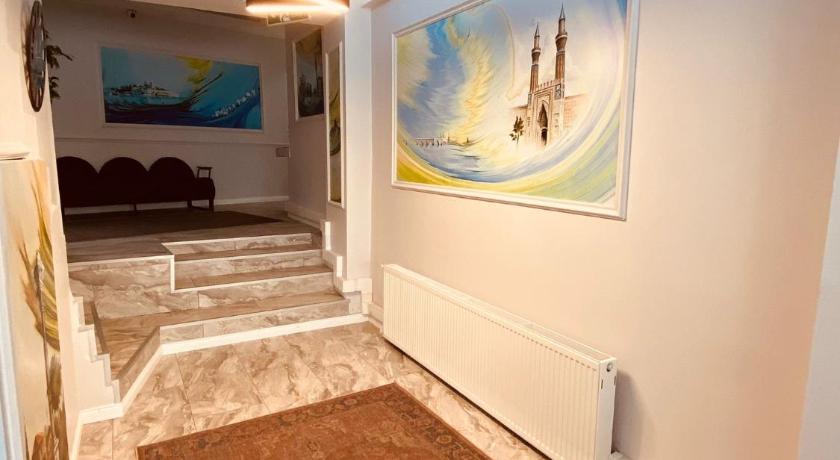 Hodegon Suite Hotel - image 4