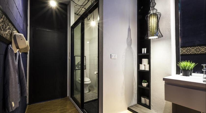 Image of Double Room with Private Bathroom 5