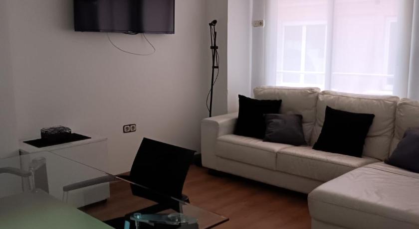 Apartment near Plaza Ayuntamiento in the historic center of Valencia - image 10