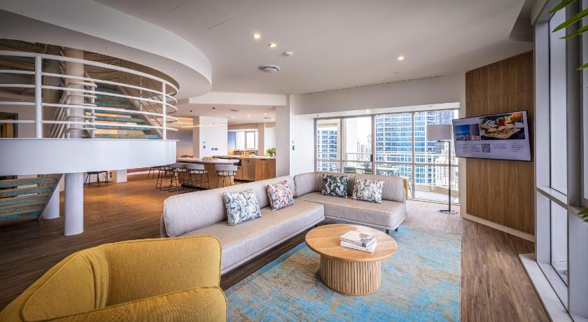 Imagine din Penthouse cu 4 dormitoare (Four Bedroom Penthouse) 0