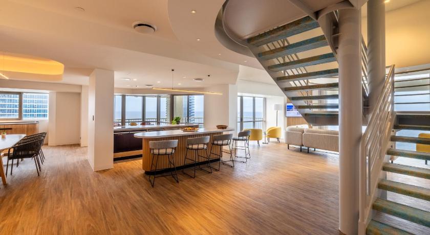 Imagine din Penthouse cu 4 dormitoare (Four Bedroom Penthouse) 8