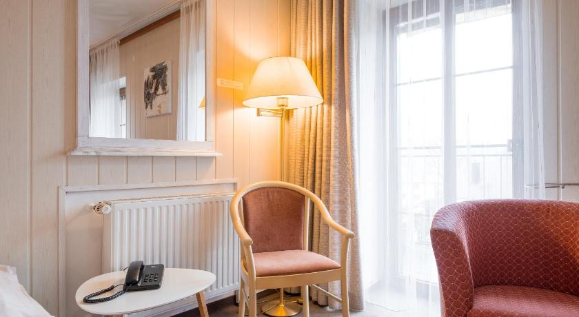 Image of Triple Room with Balcony and Wellness Access 3