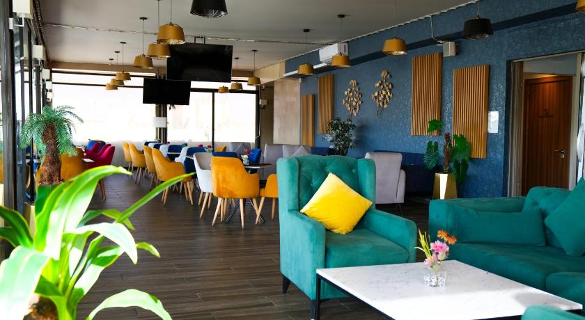 First Suites Hotel - image 6