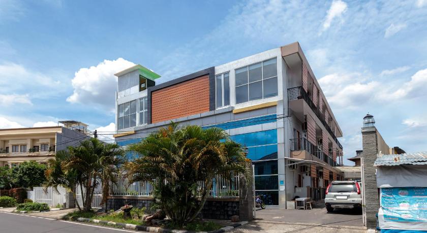 Dpaseban Jakarta Mitra RedDoorz – Jakarta, NY
