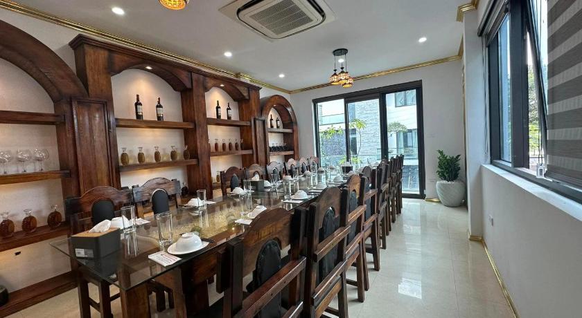 ハノイ Luxtel Hotel Ngoại Giao Đoàn 3つ星 ホテル プール