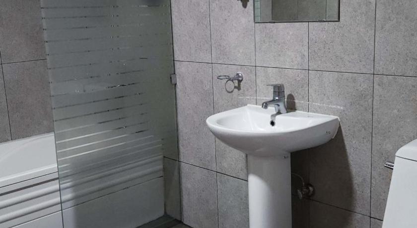 4人部屋　専用バスルーム付 (Quad Room with Private Bathroom)の画像 17
