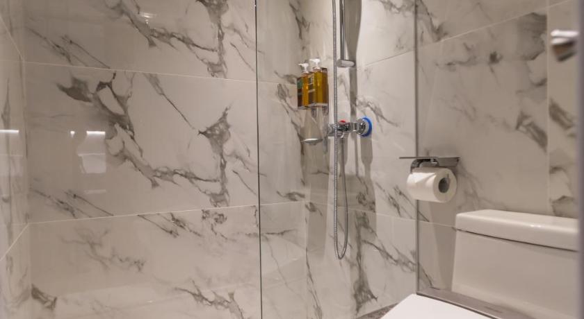 Image of Double - 2 People 16