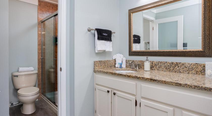 Image of Dune Level Ocean Front King 10