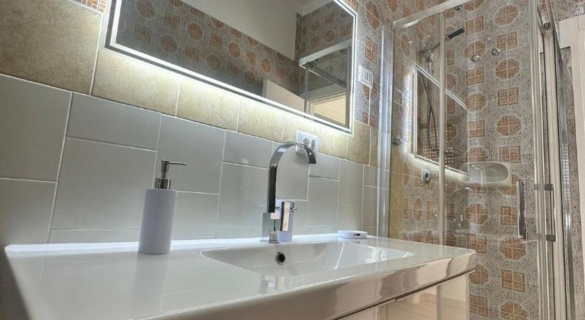 Photo de MANFREDI LUXURY SUITE - Attico - Réservation à prix Agoda