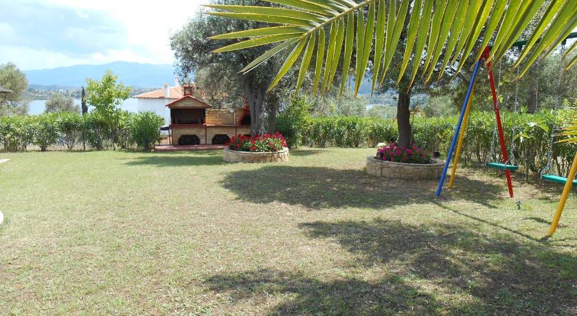 Heliactida House photo