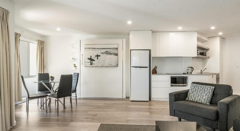 Image of One-Bedroom Suite 12