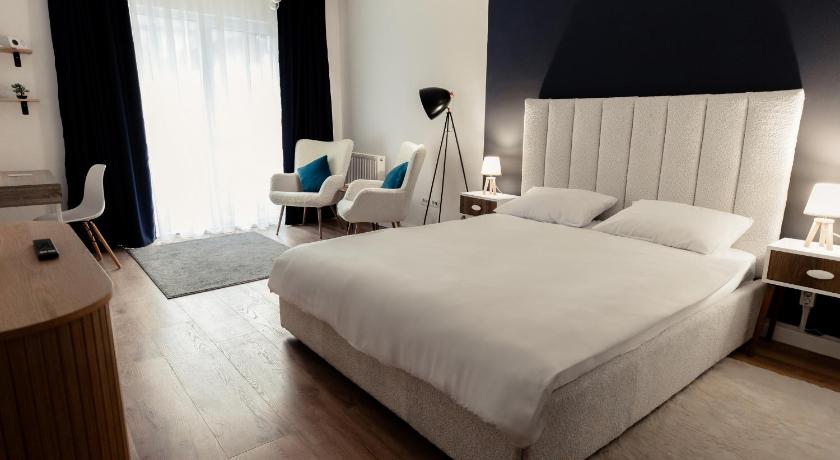 Blue Harmony Apartment