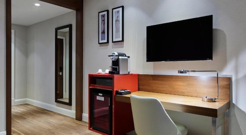 Image of Duplex Suite 7