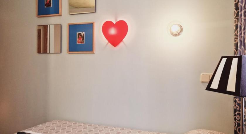 Image of Single 12