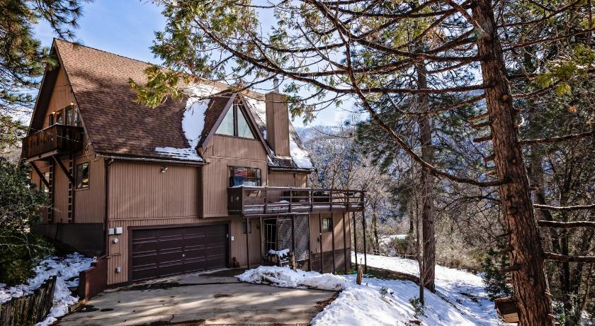 Hygge Haus Sequoia - Large Private Cabin w Views
