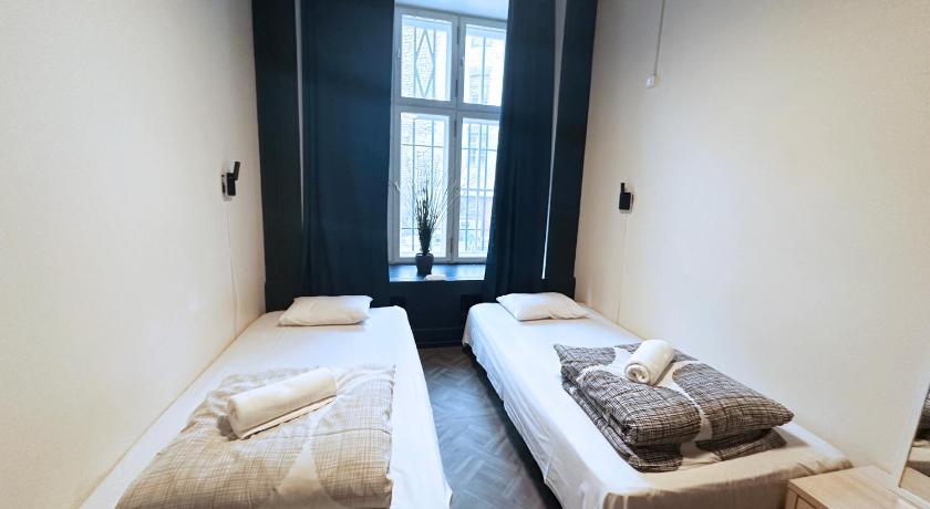 Image of Twin Room 3
